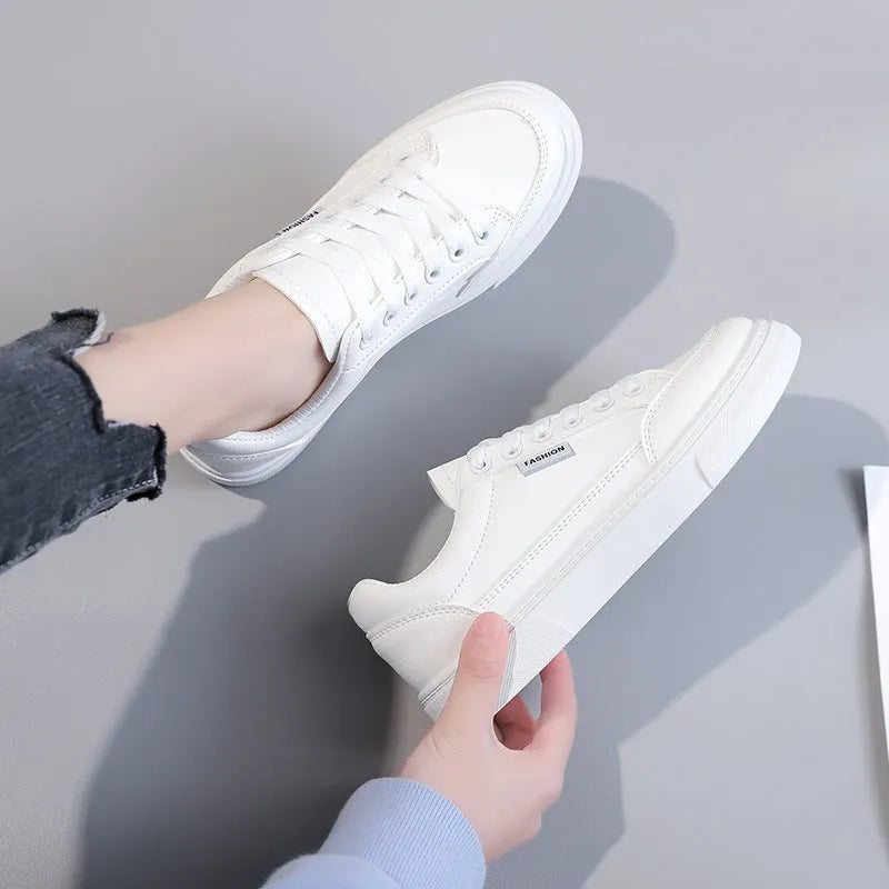 Korean-style white women's low-top sneakers with artificial PU uppers and plastic soles