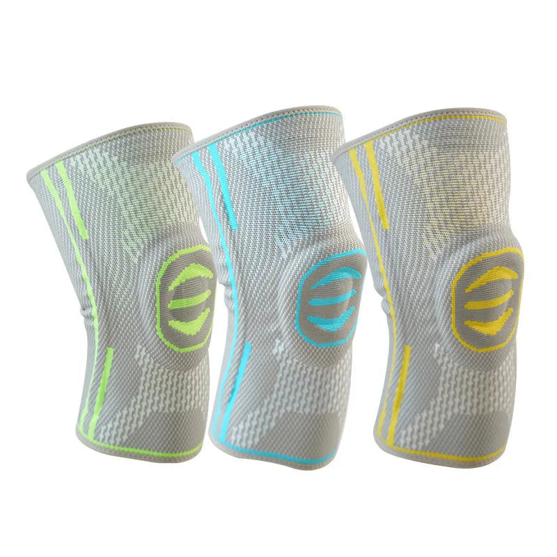 A green cotton knee pad for mountaineering and sports protection, shown alongside blue and yellow colour options.