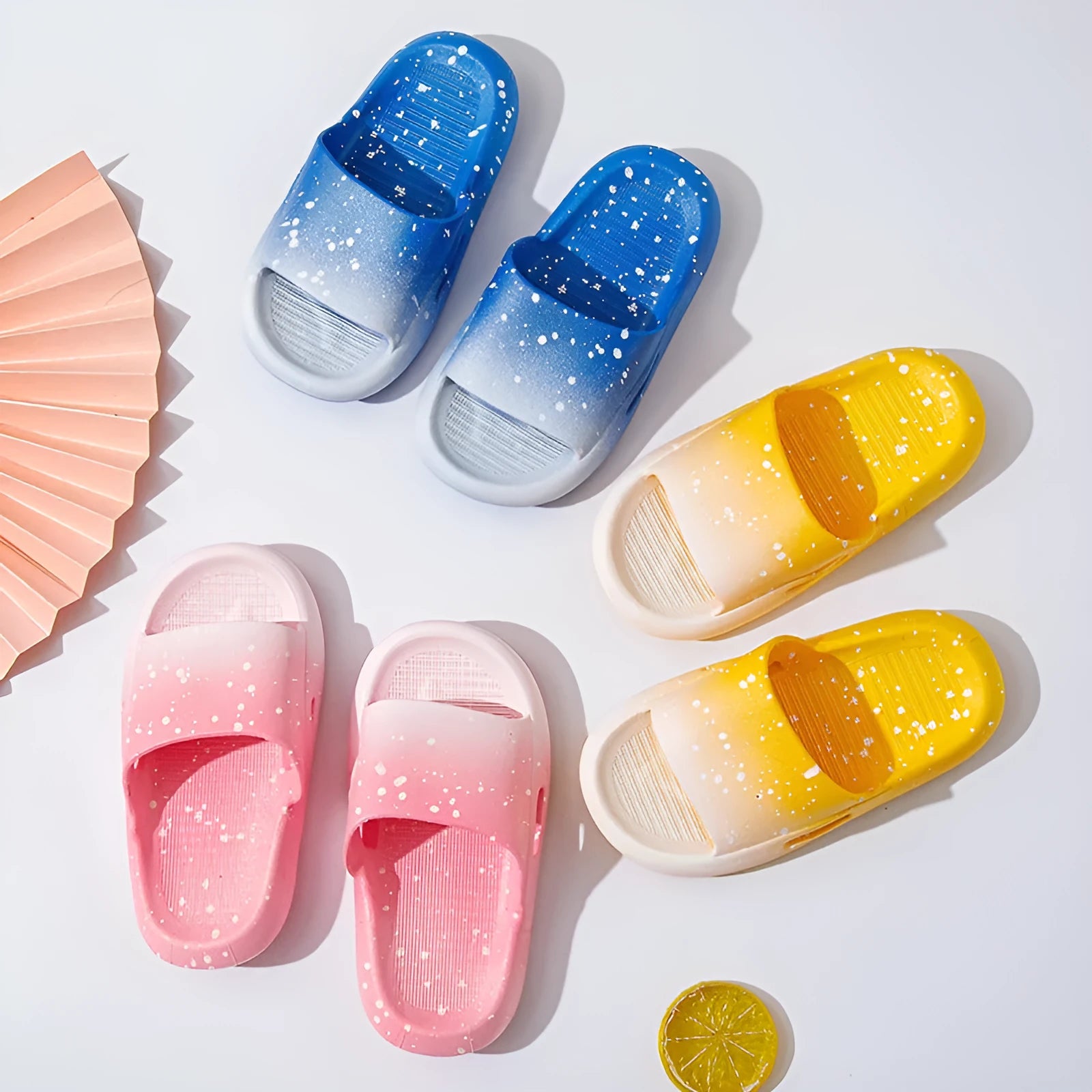 Summer gradient PVC slippers for boys and girls, non-slip sole, breathable open design in gradient blue