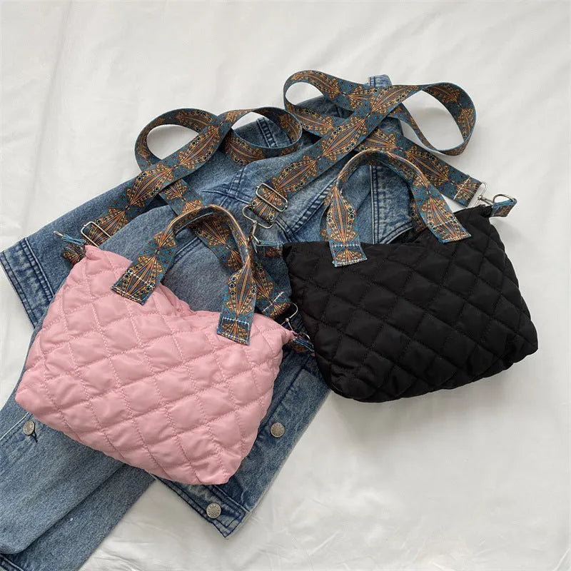 Soft Oxford cloth shoulder messenger bag in urban simplicity style with single strap and sandwich pocket exterior