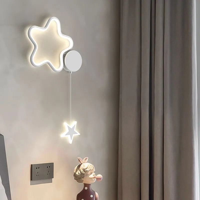 Children's five-pointed star LED wall lamp with three colour settings in white left cloud style