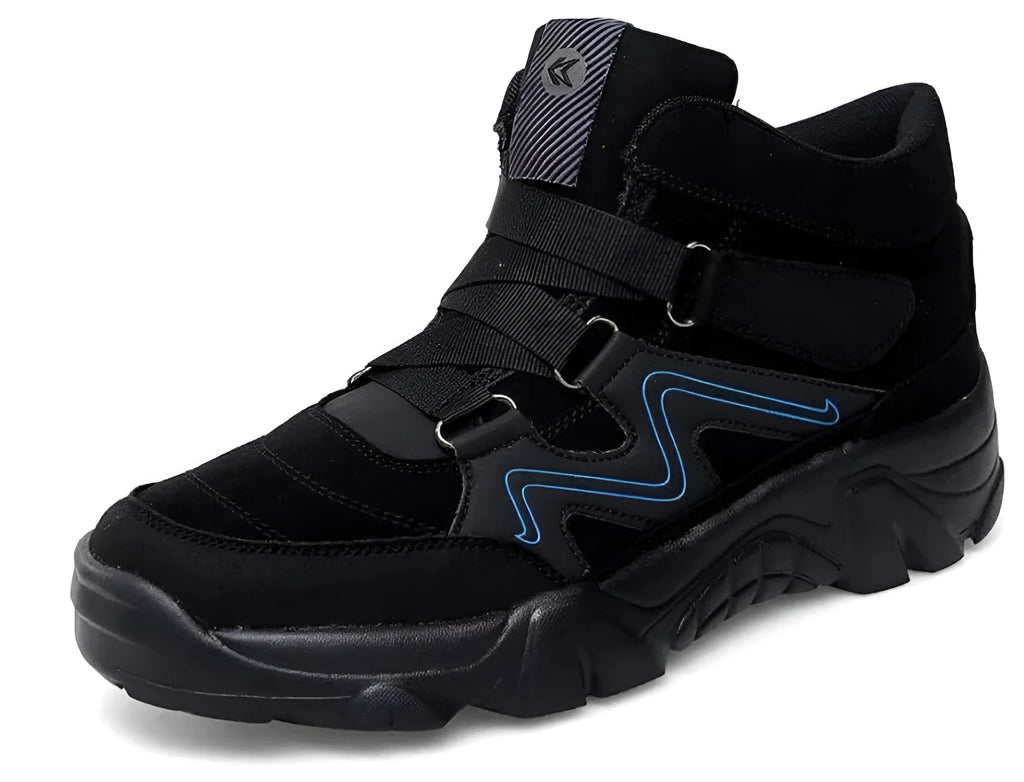 Men's casual walking shoes in five colour variations with sizes 39-49