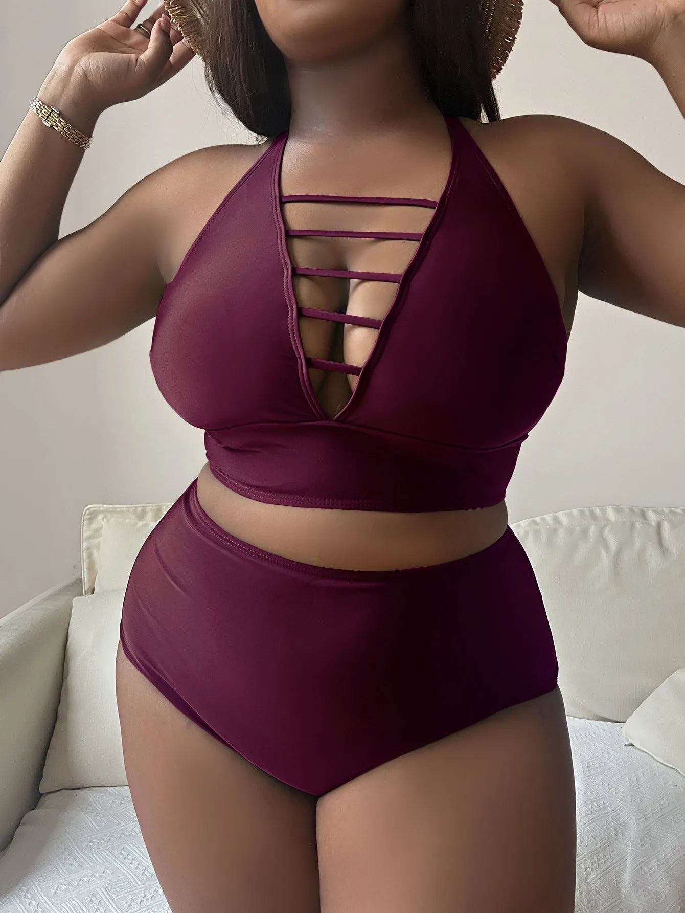 Plus size halter bikini with cross shoulder straps in solid colour polyester fabric