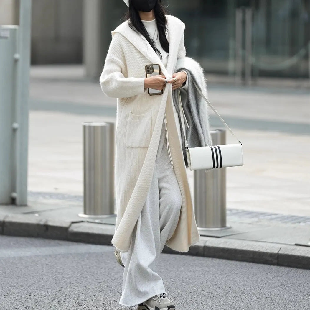 Long gray knitted cardigan hooded trench coat with loose fit and cashmere wool blend fabric