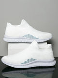 Men's black popcorn flyknit casual sneaker with fabric upper and round toe on a plain background.