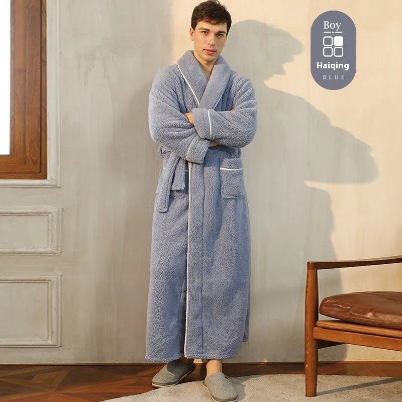 Thick flannel couple's bathrobe set in winter colours like Angola red and navy blue, shown in M size.