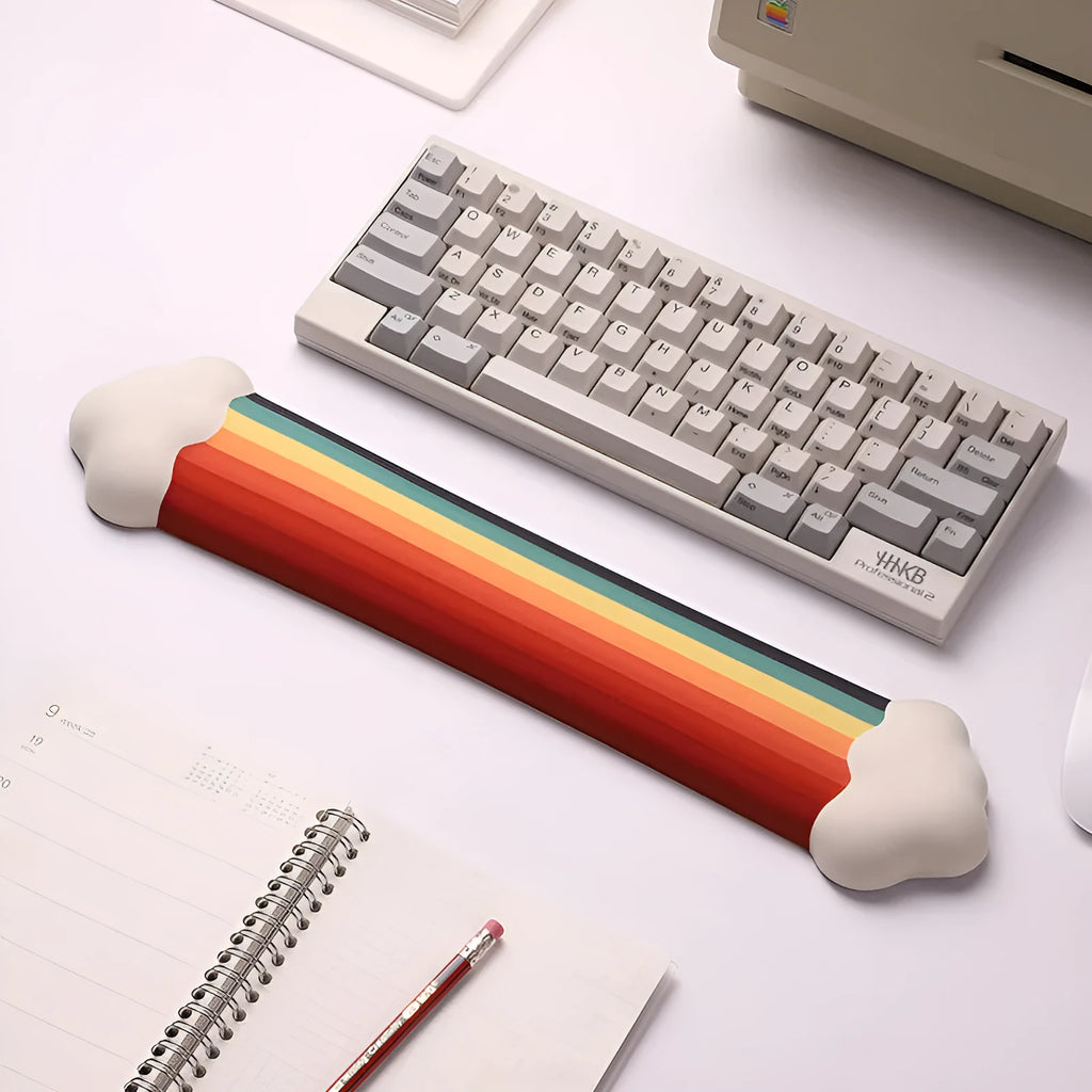 Silica gel wrister mouse pad and keyboard support set in pastoral cloud design