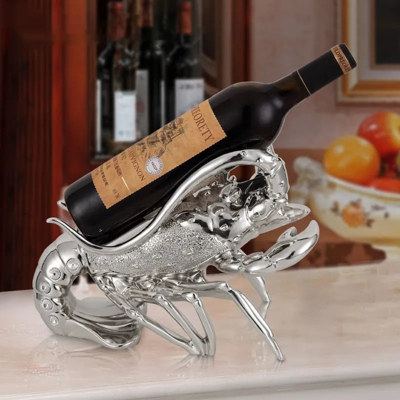 Lobster-shaped wine rack ornament in rose gold or elegant silver colour