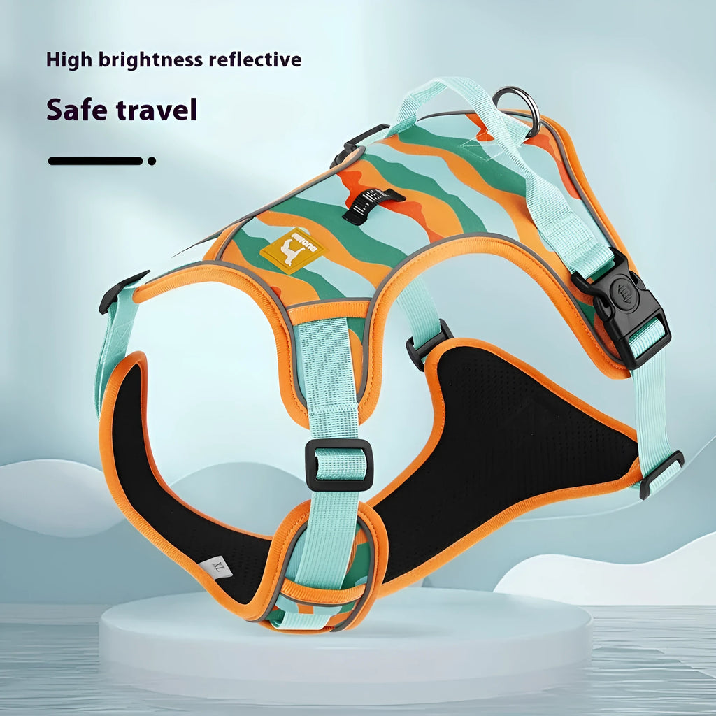 Dog walking rope with reflective elements and Oxford cloth construction in four colour options