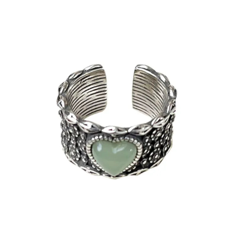 Retro wide-faced adjustable heart ring in white or green with white copper plated silver construction