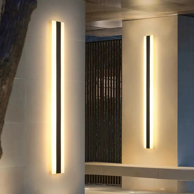150cm straight outdoor LED wall lamp with wrought iron construction and IP65 waterproof rating
