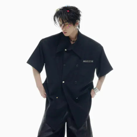 Men's loose fit casual short-sleeved shirt with decorative metal buttons on front