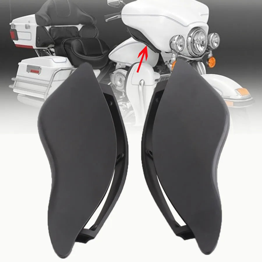 Harley-Davidson three-wheel motorcycle windscreen side wing replacement kit in ABS plastic