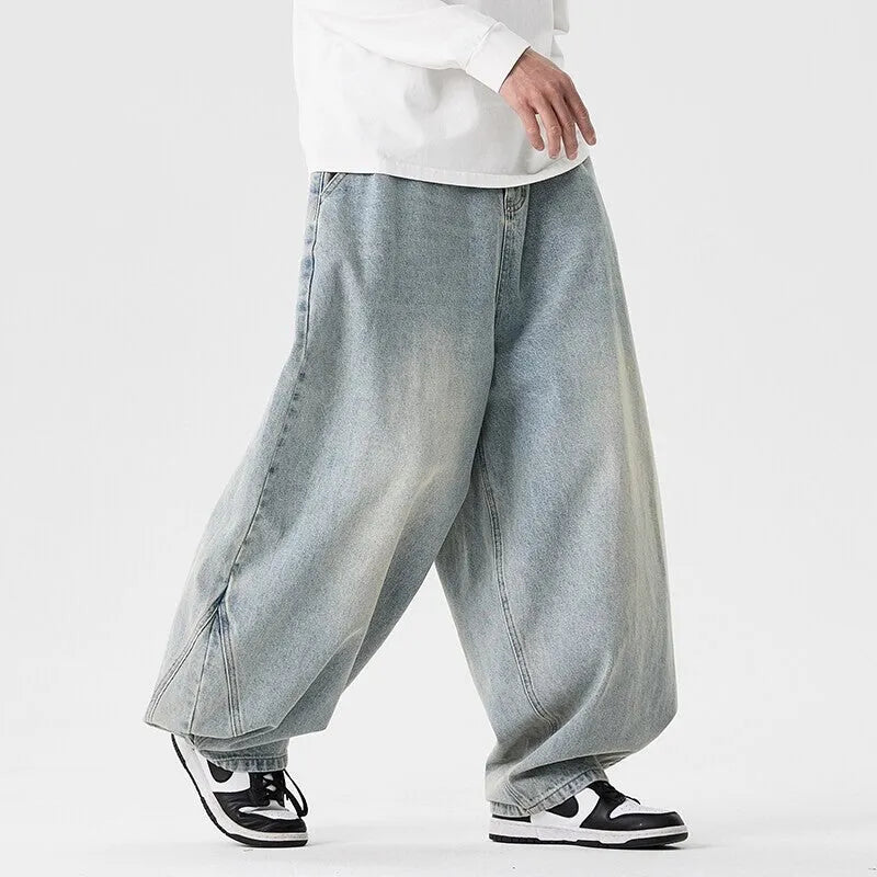 Men's plus size baggy jeans with wide leg and straight opening in American casual style