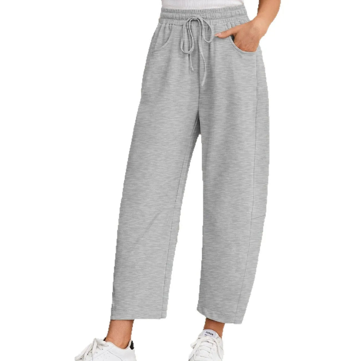 Loose-fit cropped sweatpants with drawstring waistband and side pockets in multiple colour options