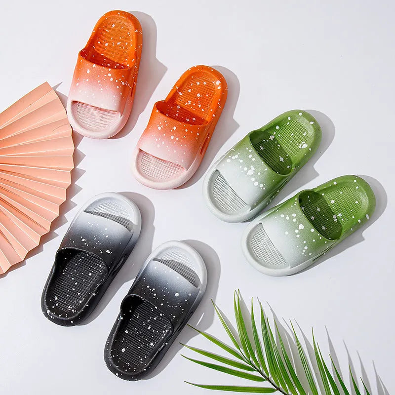 Summer gradient PVC slippers for boys and girls, non-slip sole, breathable open design in gradient blue