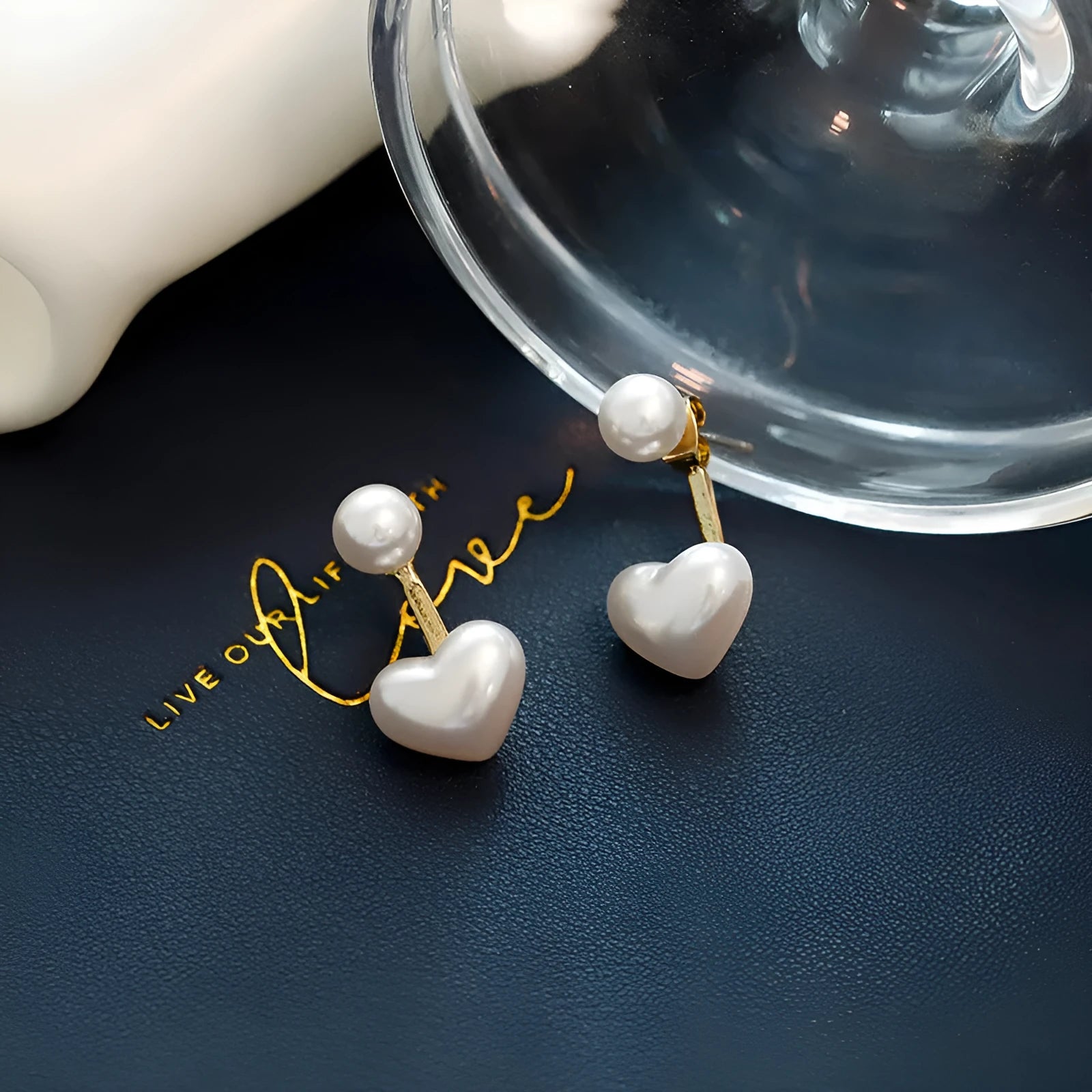 Heart-shaped pearl stud earrings with alloy setting and artificial gemstones in Korean style