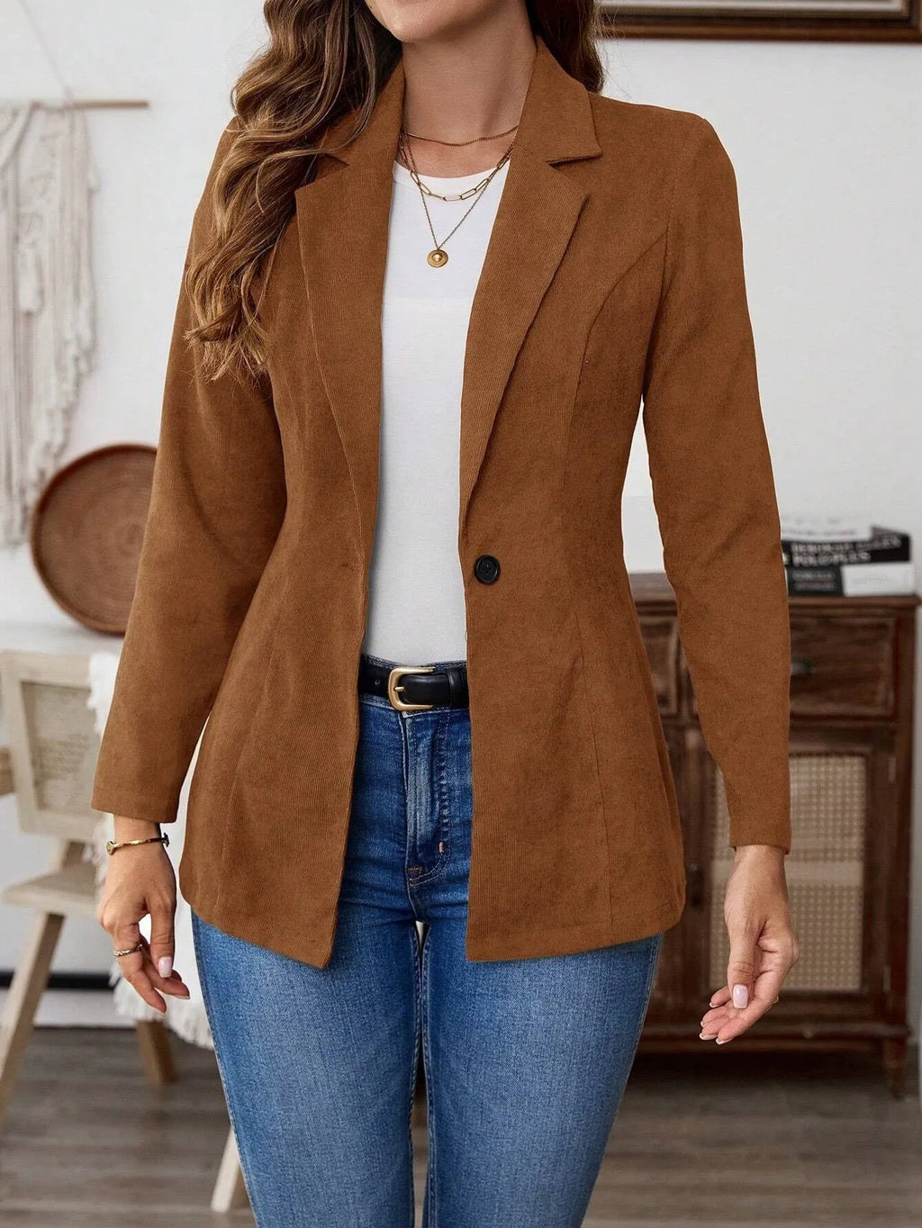 Brown men's lapel single-breasted coat with long sleeves shown in multiple size options