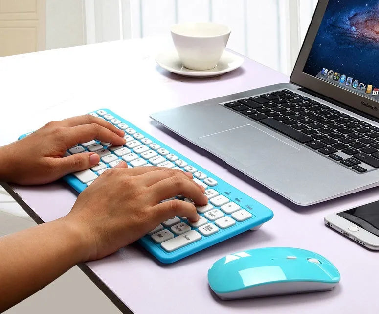 Black wireless keyboard and mouse set with 96 keys, chocolate keycaps, and compact mouse