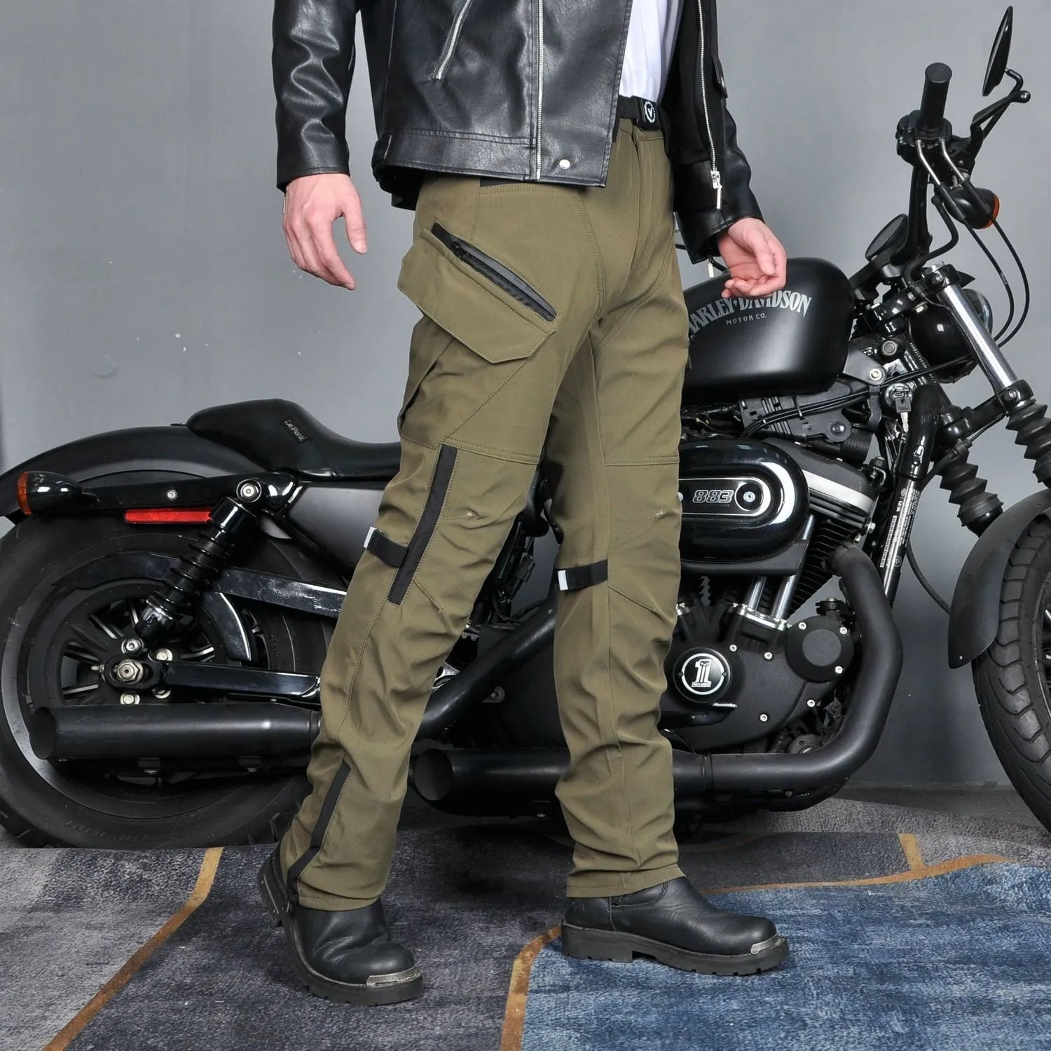 Motorcycle cycling pants in PK-16 green or black with waterproof windproof protection and drop-resistant safety features
