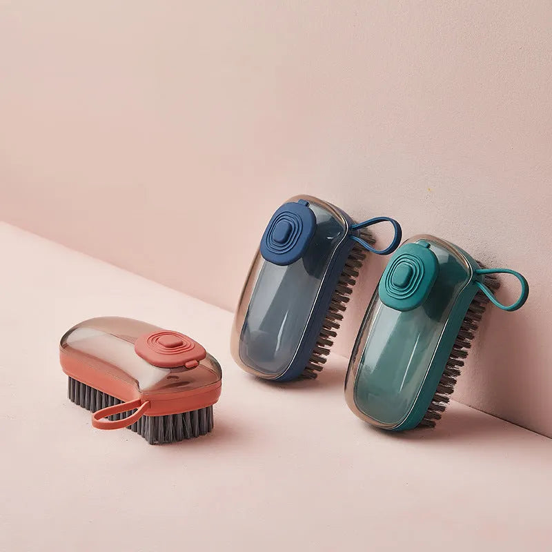 Automatic liquid cleaning brush with ergonomic grip and blue colour, 12.5cm size