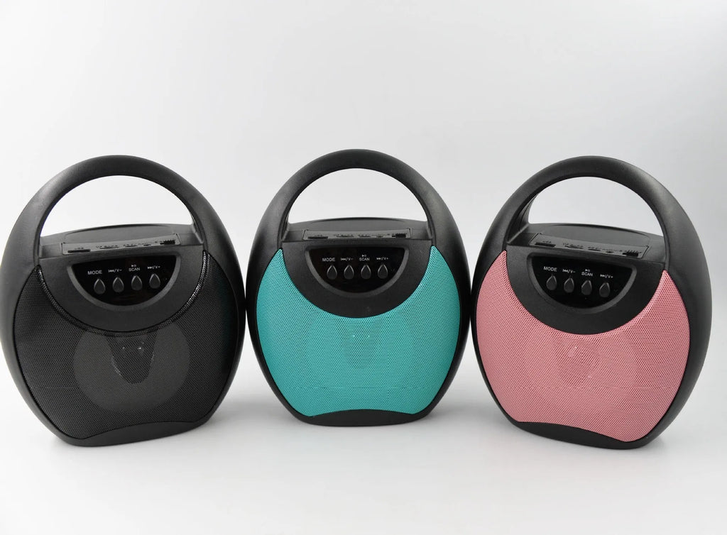Portable Bluetooth speaker with plastic shell in black, 1200mAh battery, 6-hour playtime, USB and SD card slots