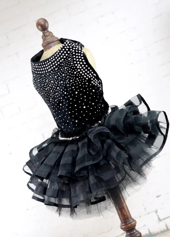 Black princess-style polyester dog skirt for weddings and events
