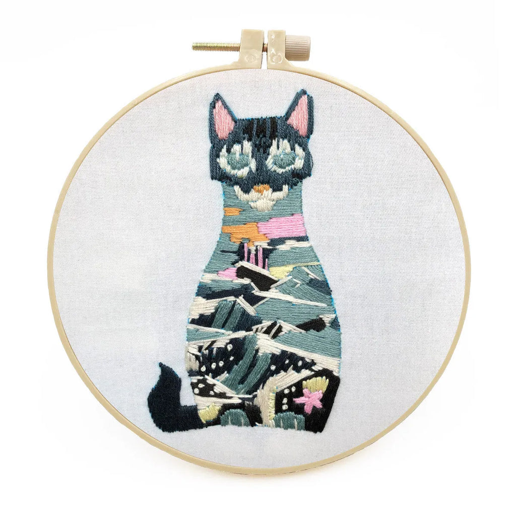 Cross stitch embroidery kit with cat designs on cotton fabric for beginners
