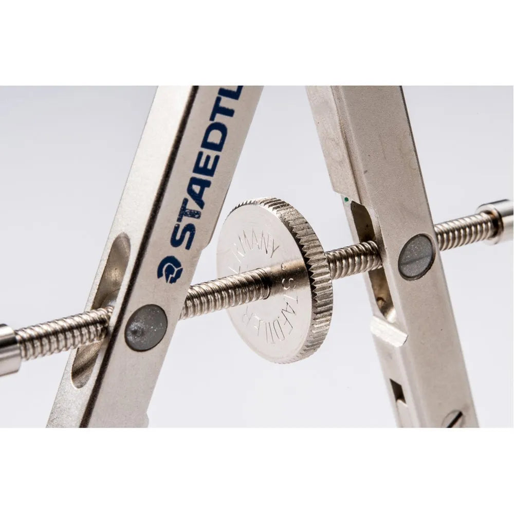 STAEDTLER 551 01 steel precision car compass for drawing circles up to 265 mm.
