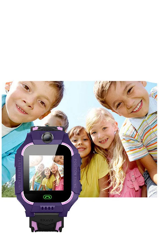Z6 Q19 children's smart phone watch in green, purple, or red colour with 1.44-inch touch screen.