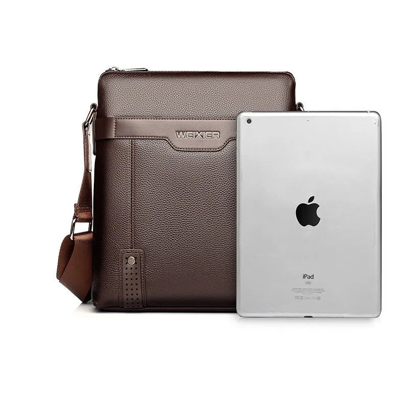 Men's medium shoulder bag in PU leather with square design and zipper opening