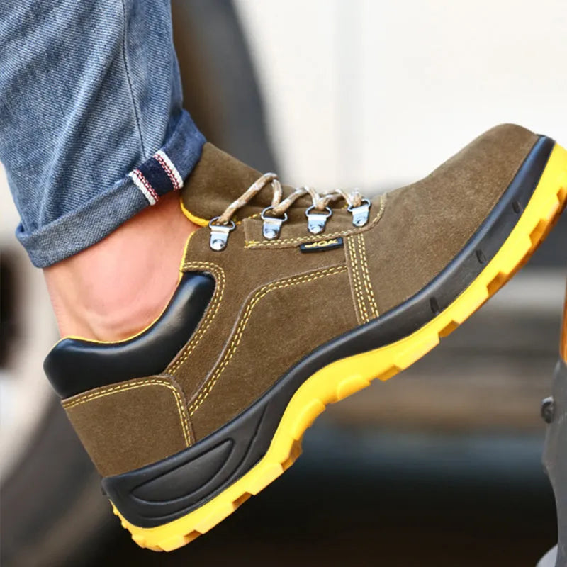 Bronze steel toe safety shoes with cow suede upper and non-slip sole