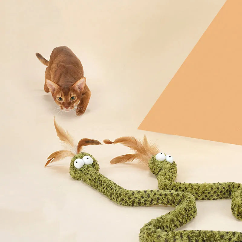 Green snake cat teasing stick with feather attachment on 140 cm long pole