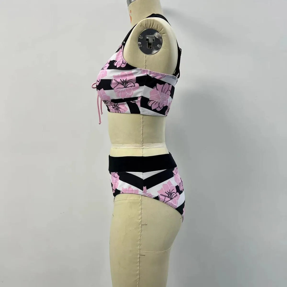 Women's black belly-covered slimming split bikini for swimming and water sports, sizes S to 2XL