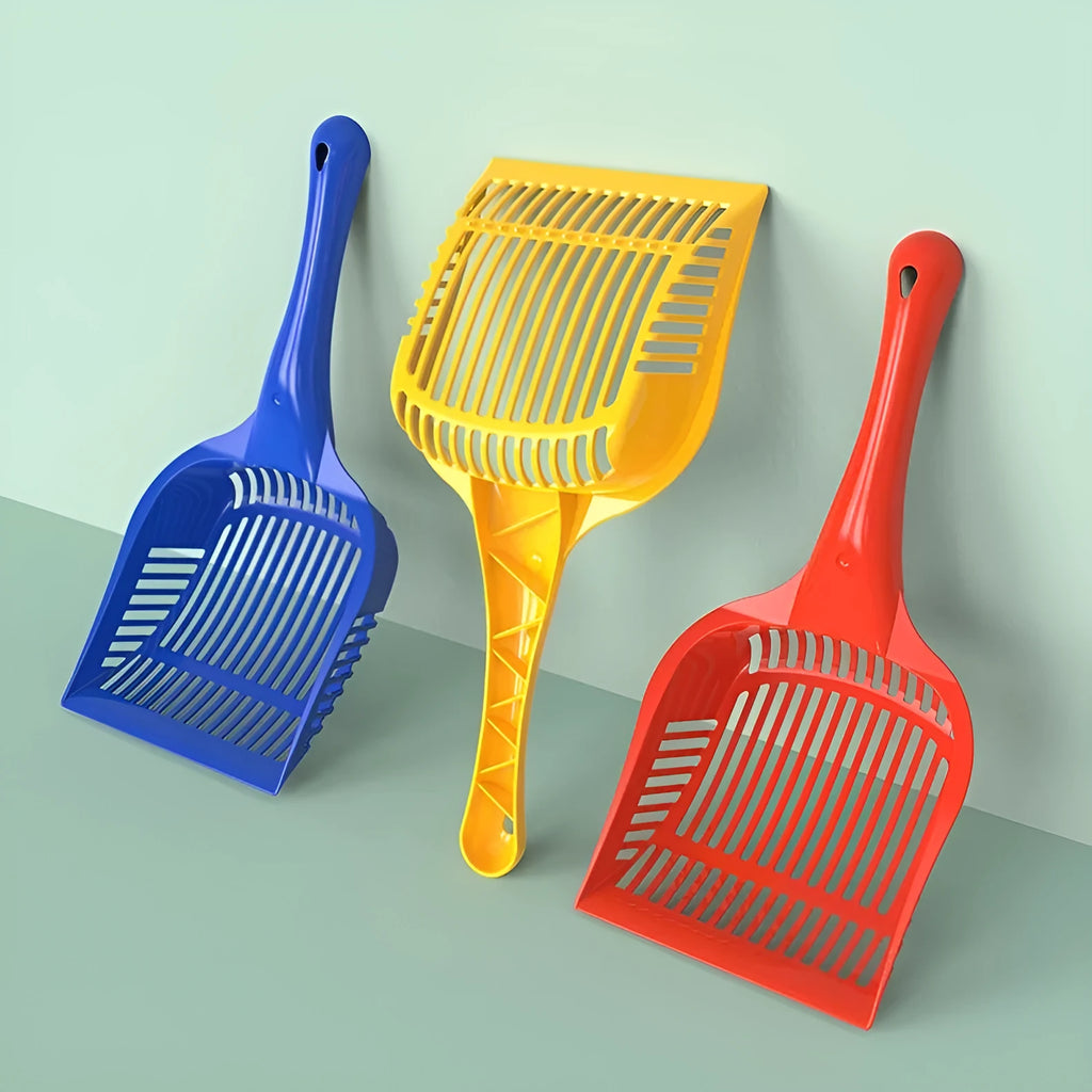 Plastic cat litter scoop in red, yellow or blue colours showing small and medium size options