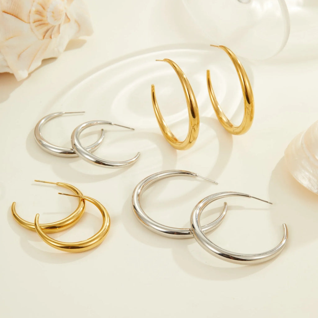 Titanium steel geometric round hoop earrings with 18K gold plating in small and large sizes