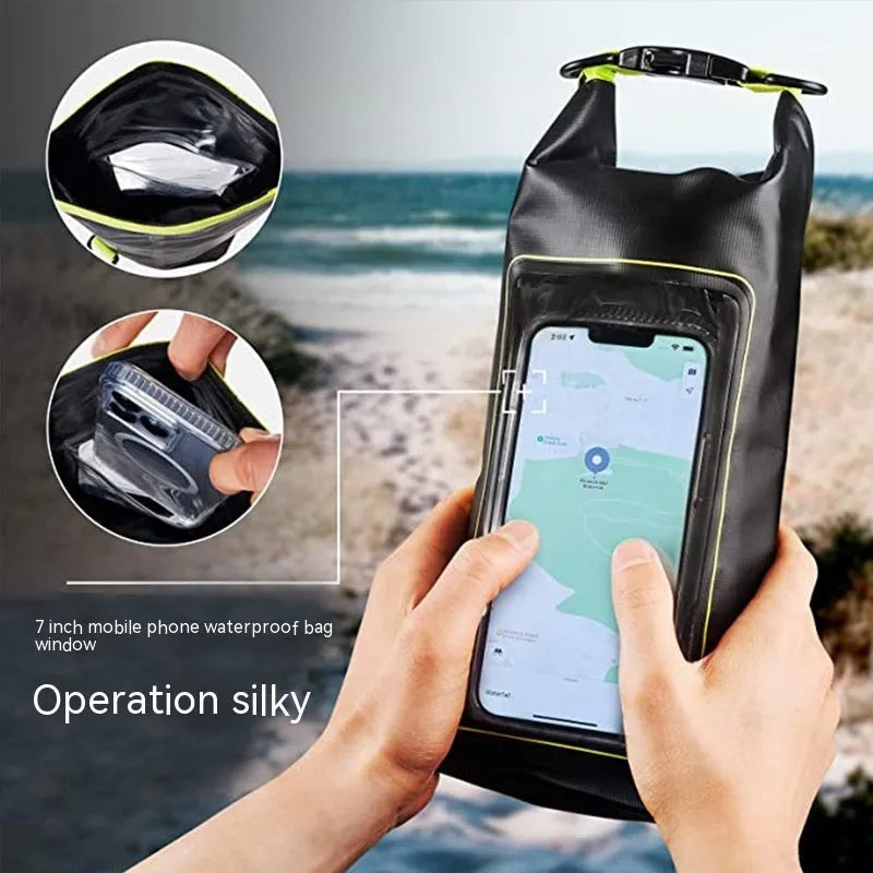 2-litre waterproof crossbody bag made of 500D PVC mesh in army green for outdoor swimming and beach use