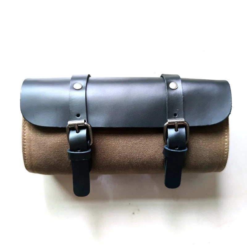 Knight Messenger Bag in cotton for motorcycle helmets, showing rivet details and size.