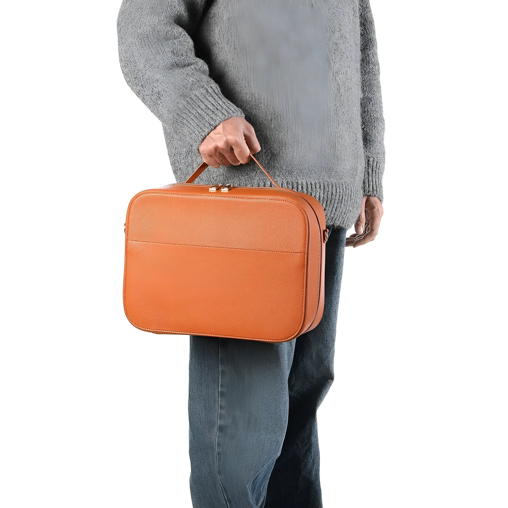 Vision Pro MR glasses storage box in black superfiber construction showing 32.5 cm dimensions