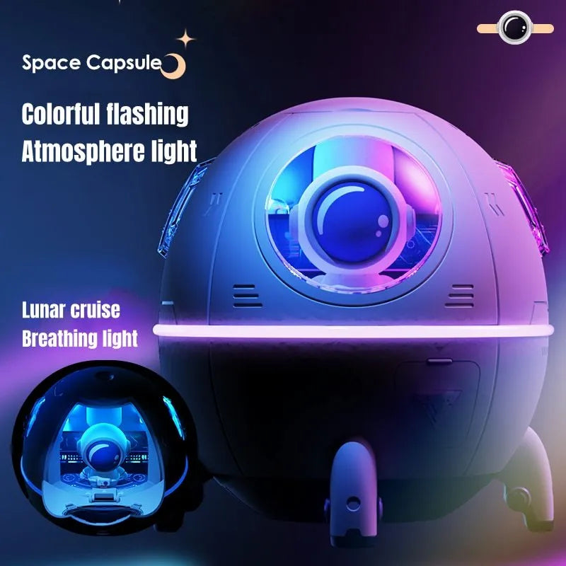Astronaut-themed USB desktop humidifier with colourful LED light and 220ml water capacity