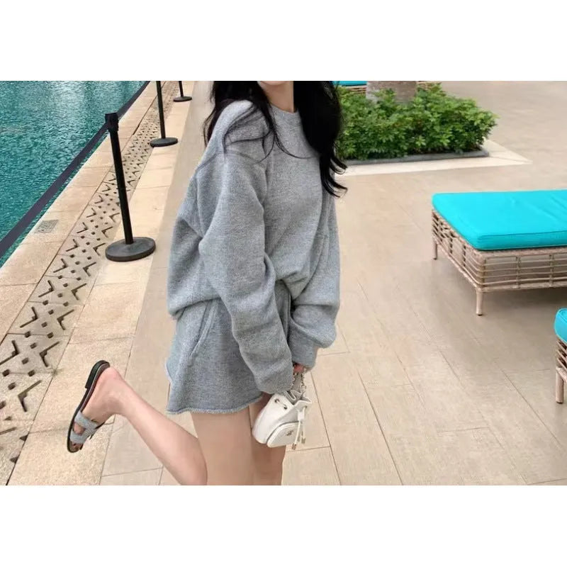 Women's loose-fitting sweater and knitted wide leg shorts two-piece set in multiple colour options