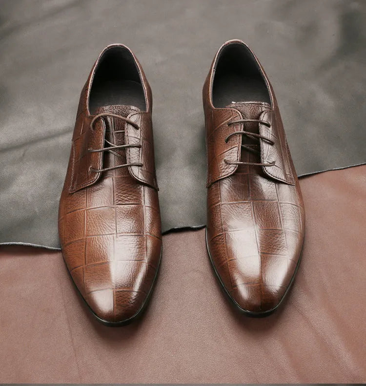 Men's black cow leather Derby shoes with checkered pattern and antiskid rubber soles