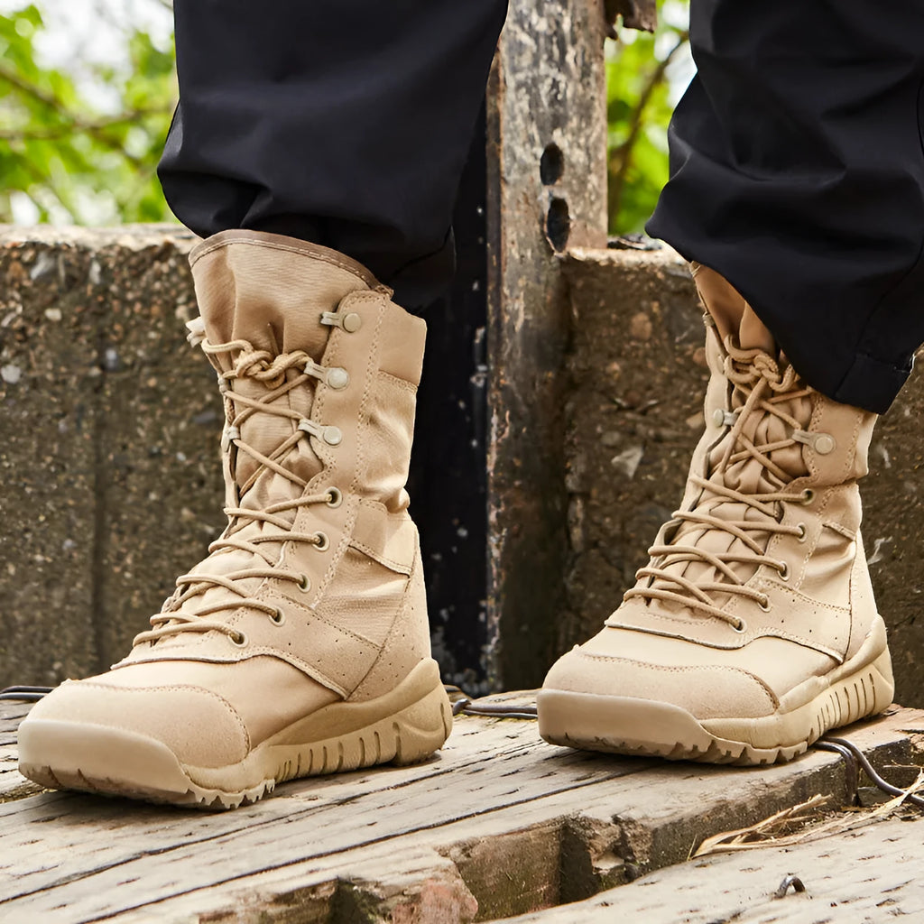 Yulong combat boots outdoor climbing tactical desert boots in black for men and women