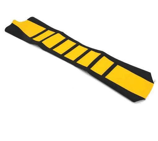 Motorcycle universal anti-slip cushion in PUC artificial leather, available in five colours