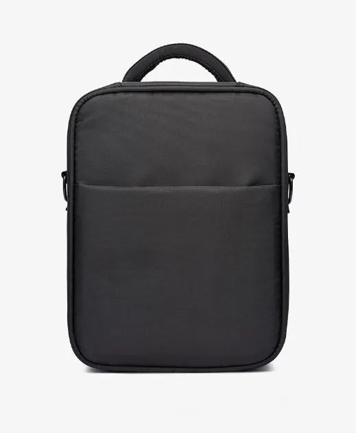 Black Oxford fabric men's messenger shoulder bag showing 24x11x31cm dimensions
