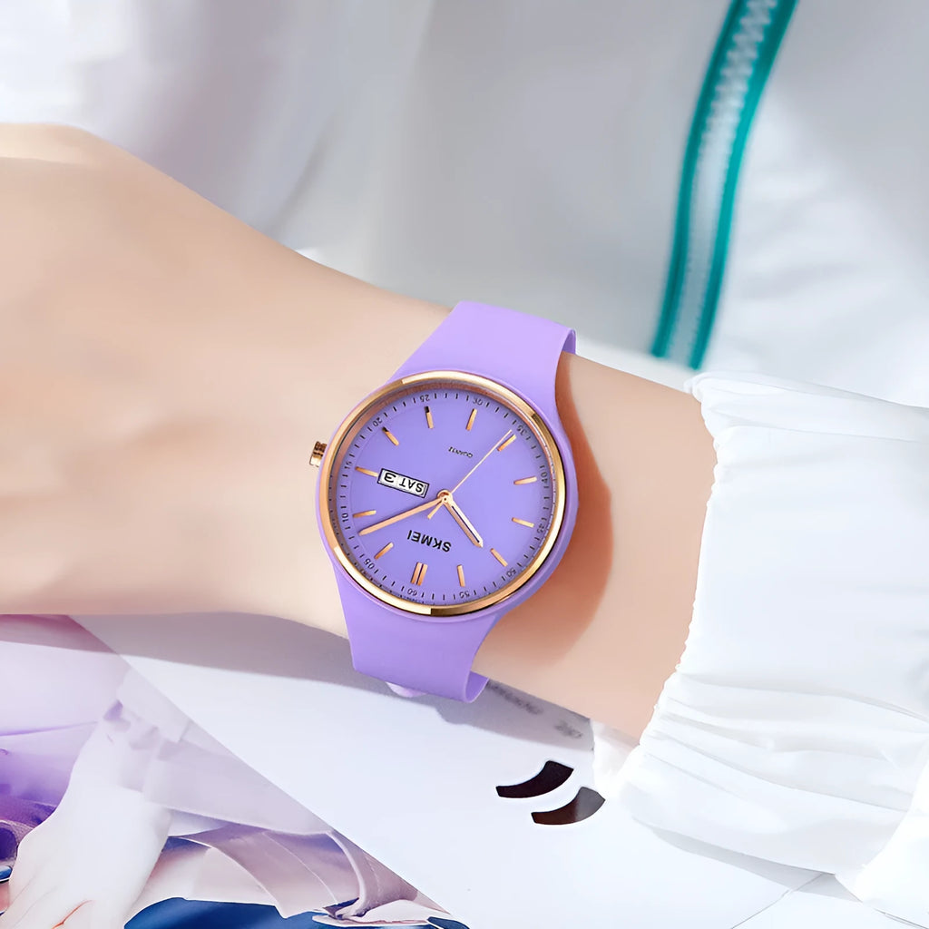 Silicone quartz watch for women with white strap, 42mm dial, calendar window, and pin buckle
