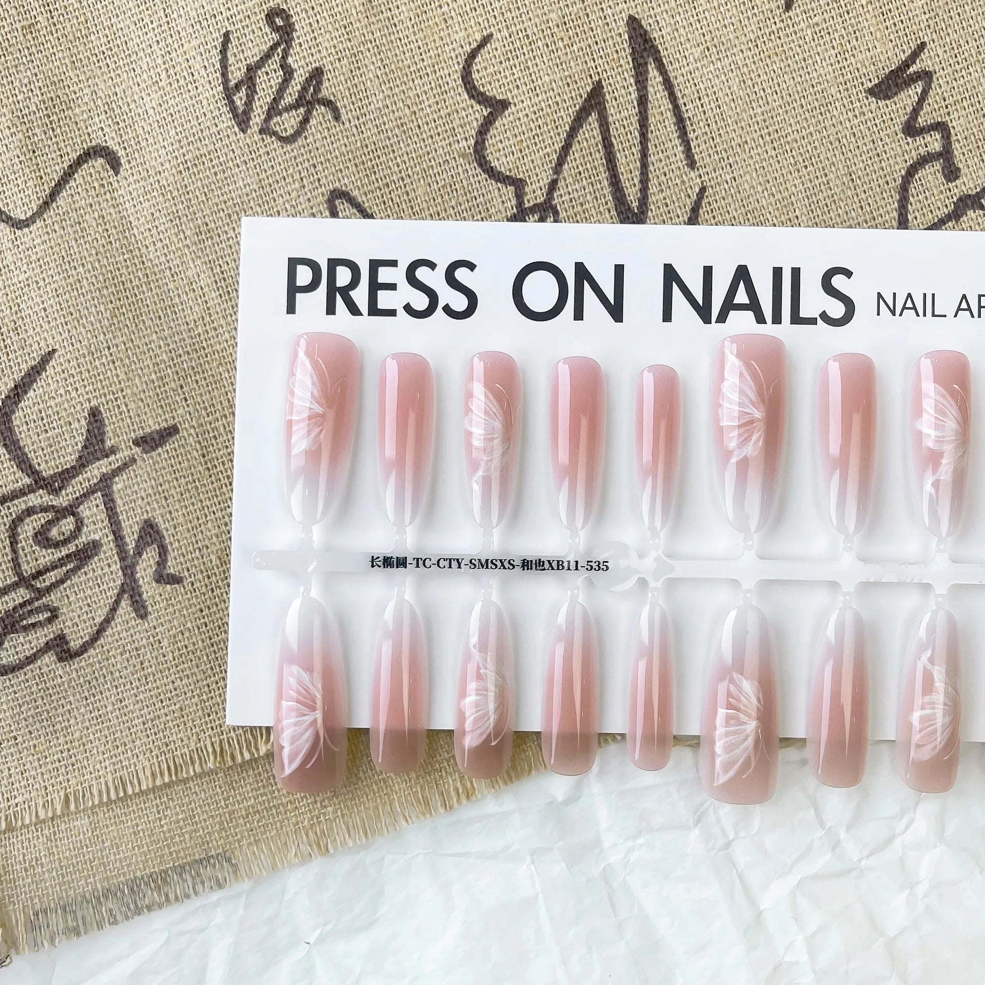 New Chinese style butterfly oval almond nail stickers 40 pieces ultra-thin seamless design for ladies colour XB11-535