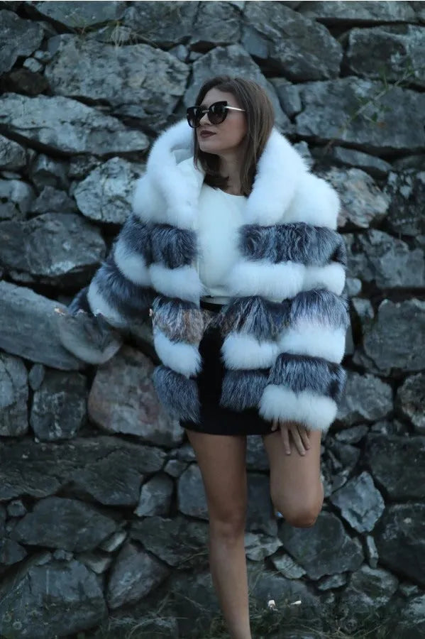 Women's artificial fur hooded coat in loose street fashion style with 65cm length