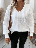 Milky white loose t-shirt with 3D pattern detail on polyester fabric, long sleeve casual wear