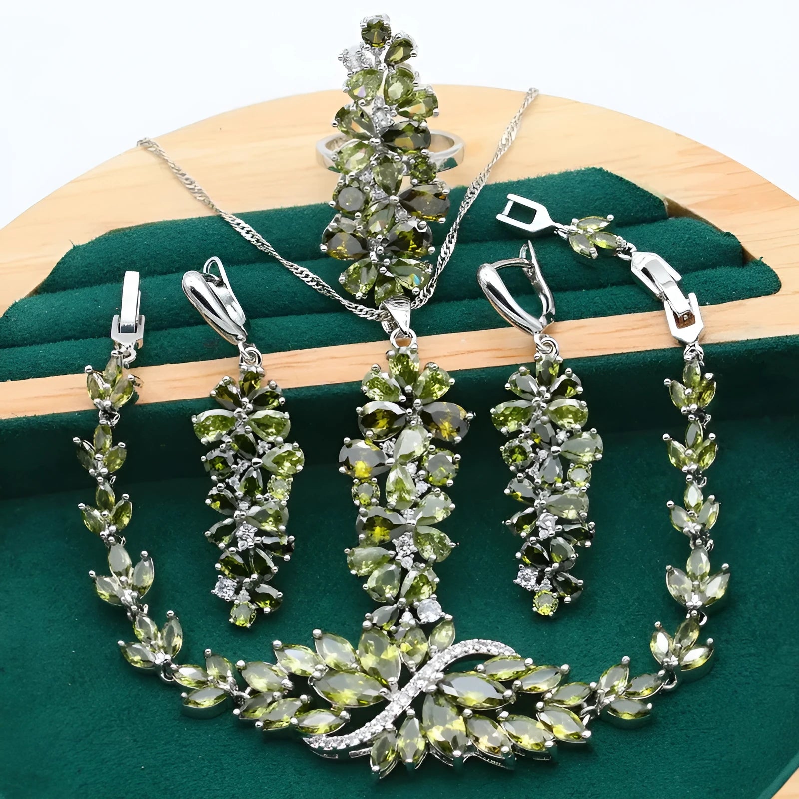Retro copper jewellery set with zircon stones showing necklace, bracelet, earrings and ring with floral patterns